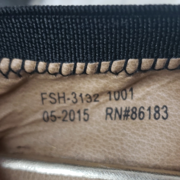 Leopard print faux fur wedge flats, new - Picture 4 of 8